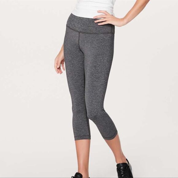 Lululemon Wunder Under Crop Hi-Rise Luxtreme 21 8 - Picture 2 of 9